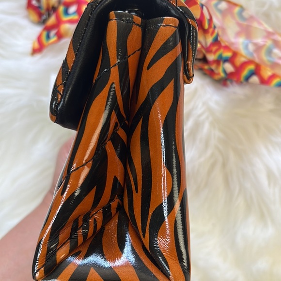 NWT Kurt Geiger London Kensington Quilted Leather Crossbody Bag - Picture 8 of 13